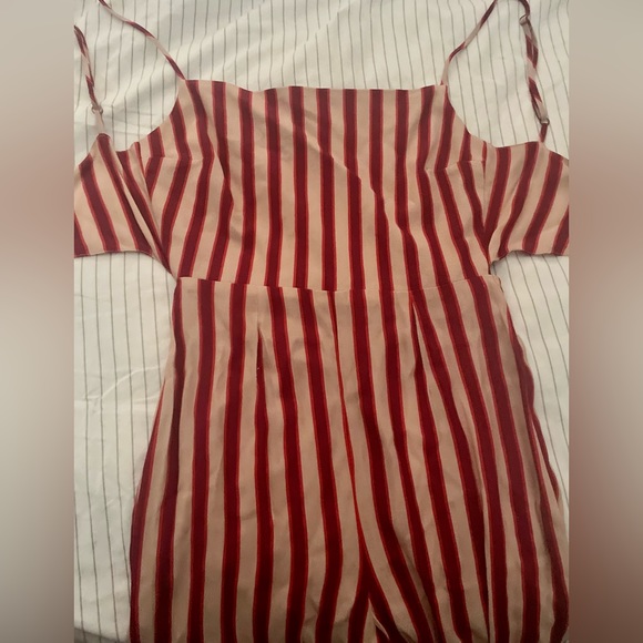 NWT Flynn Skye vertical striped jumpsuit w/tie back SZ S - Picture 10 of 11